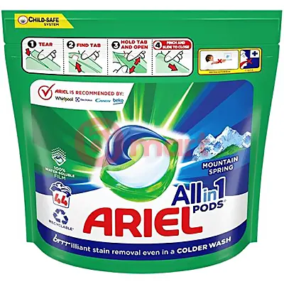 Ariel gelové kapsle color 10ks 8